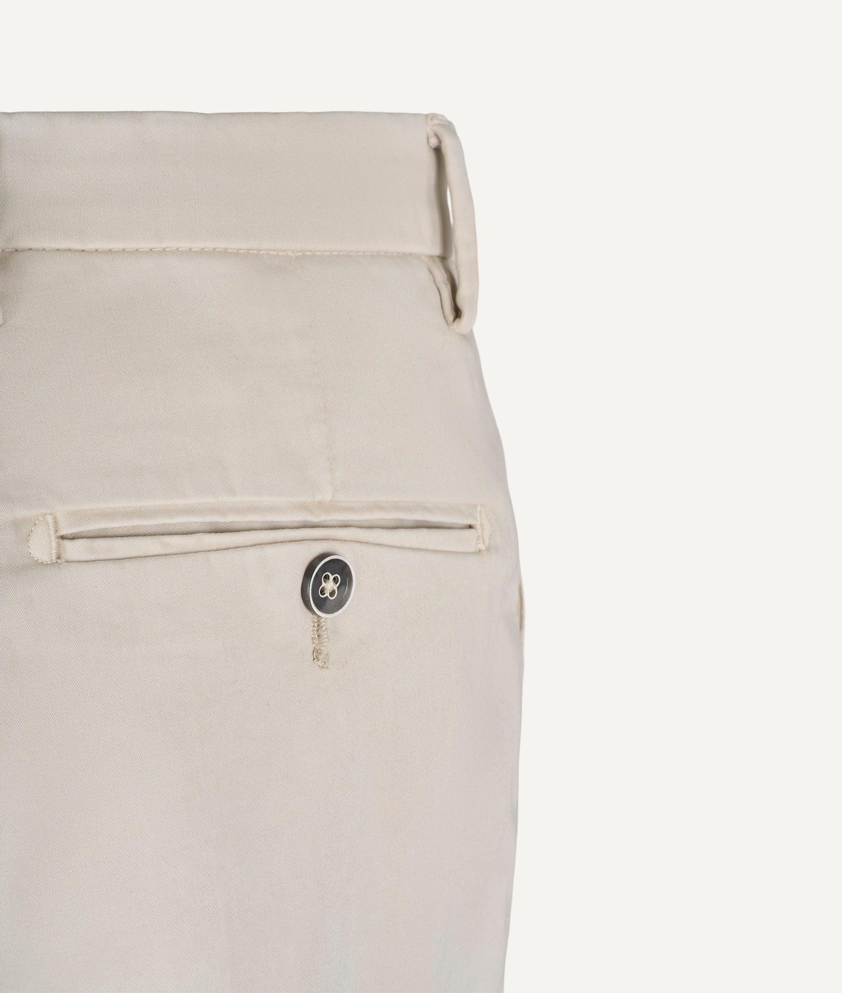 Chinos in Organic Cotton