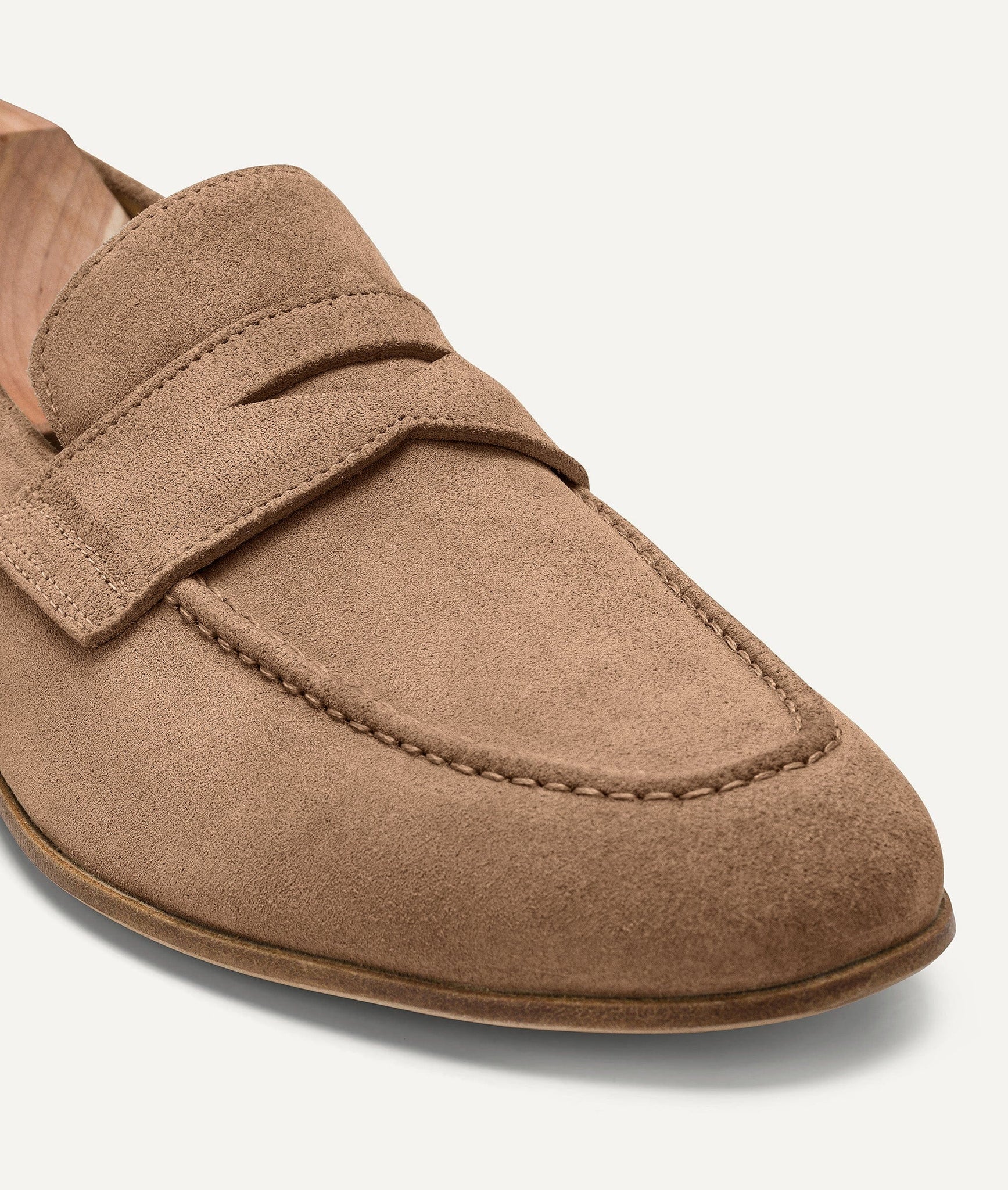 Penny Loafer in Suede