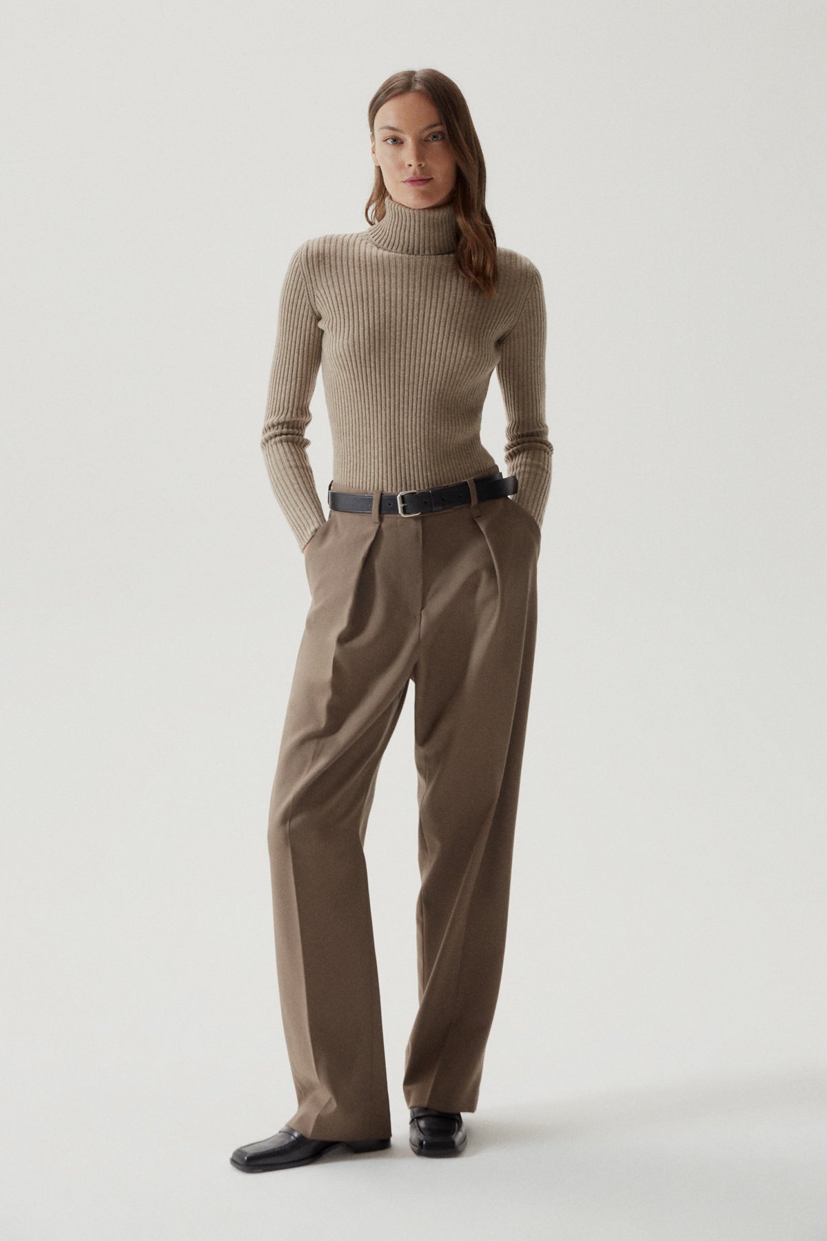 the superior cashmere ribbed roll neck new natural beige