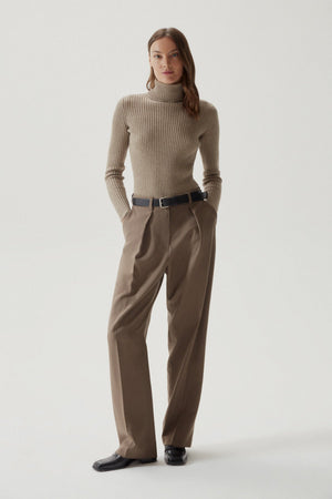 the superior cashmere ribbed roll neck new natural beige