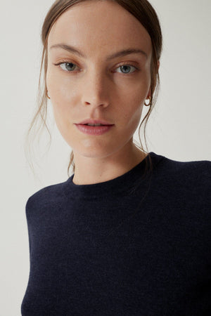 Midnight Blue | The Ultrasoft Wool Round-Neck