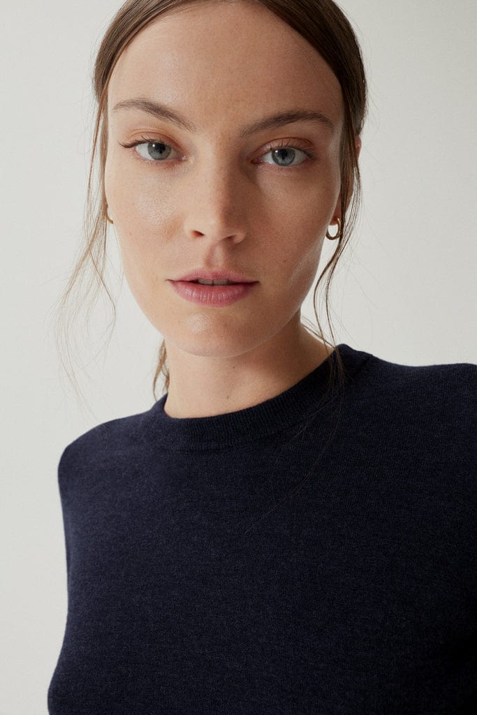 Midnight Blue | The Ultrasoft Wool Round-Neck