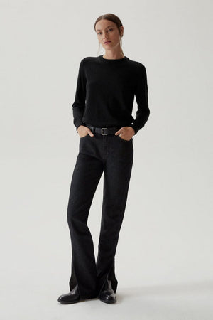 Black | The Ultrasoft Wool Round-Neck