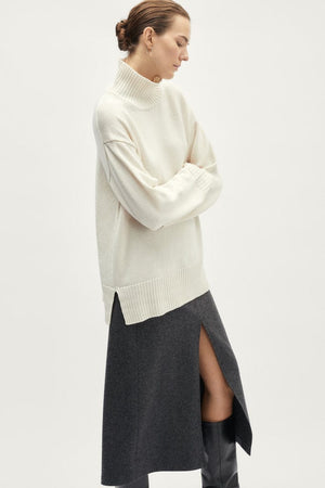 The Merino Wool Oversize High-Neck - white