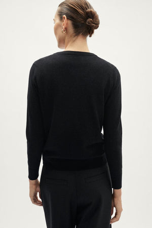 The Ultrasoft wool Crewneck Cardigan - black