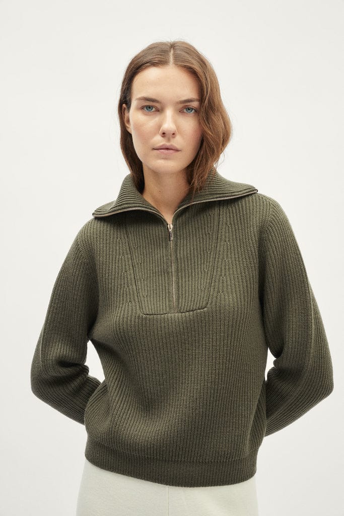 The Merino Wool Half-zip Sweater - green