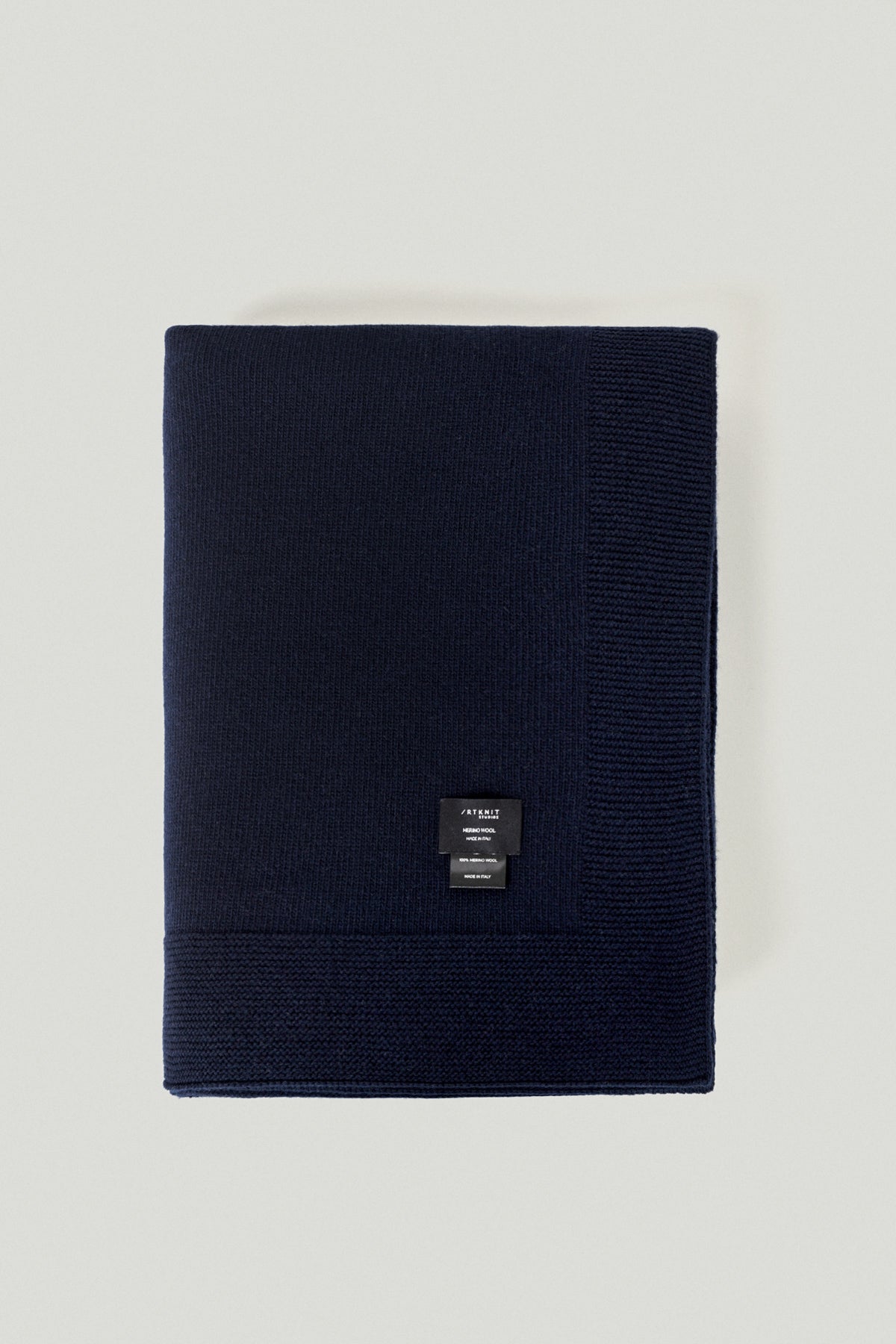 the woolen knit blanket blue navy