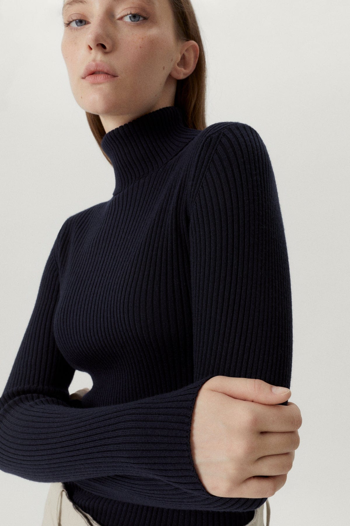 Oxford Blue | The Merino Wool Ribbed Roll neck