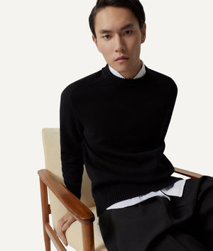 The Merino Wool Saddle Shoulder Sweater - Black / M