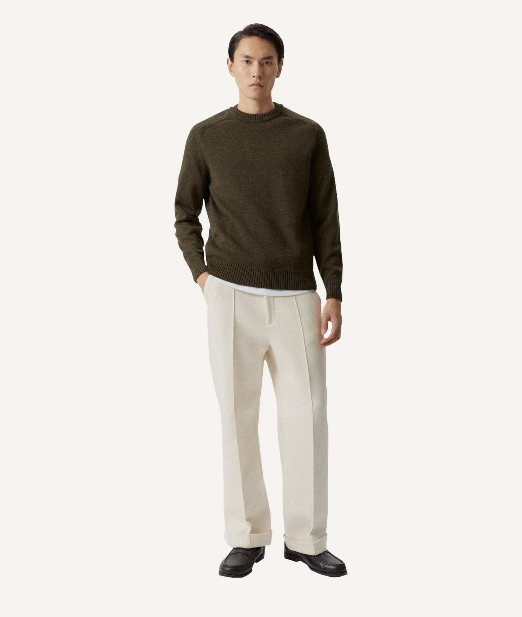 The Merino Wool Saddle Shoulder Sweater - Black / M