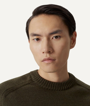 The Merino Wool Saddle Shoulder Sweater - Black / M