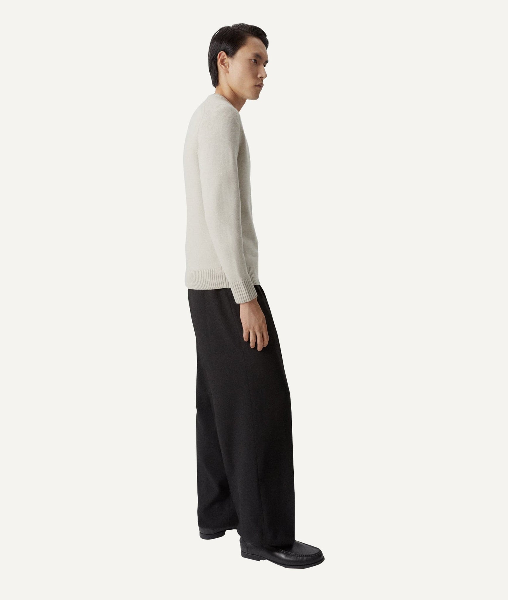 The Merino Wool Saddle Shoulder Sweater - Black / M