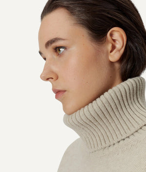 The Woolen Chunky Roll-Neck - Ecru / S