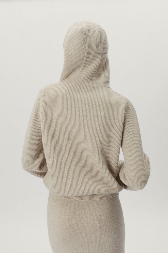 the woolen ribbed hoodie w ecru