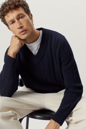 Blue Navy | The Woolen Vintage V-Neck