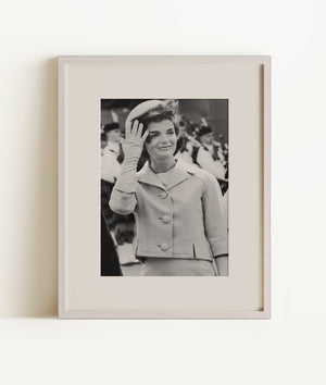 Jacqueline Kennedy, Canada