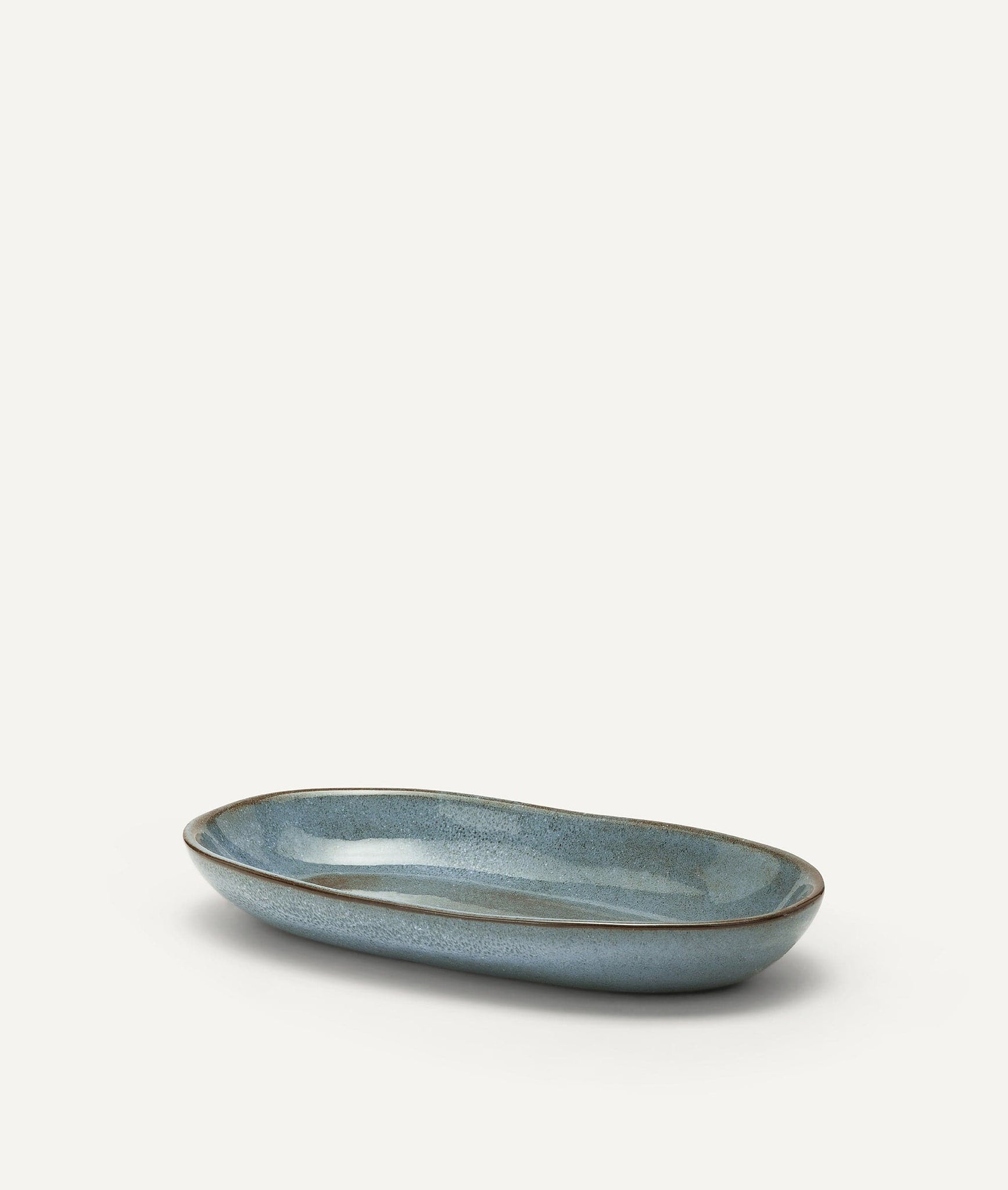 Medium Oval Tray in Ceramic